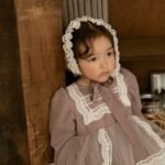 فستان بناتي بطبقه تور ناعمه و الدانتيل الراقي  مع كاب بونية-اللون وردي