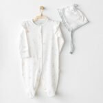 افرول بناتي مع كاب بحواف تركواز