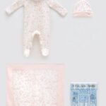 طقم أفرول مع قبعة و بطانية من اتيلييه بابي -مع بوكس اهداء  قطعة من الفرح (وردي)