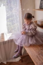 فستان بنفسجي من المخمل و التور من OREN - Image 3