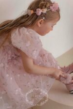 فستان التور محبوك بالورد الناعم ( وردي _ اصفر ) - Image 3