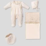 طقم مواليد بناتي 0-3 اشهر