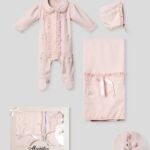 طقم مواليد بناتي 0-3 اشهر