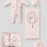 طقم مواليد بناتي 0-3 اشهر