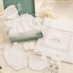 طقم بناتي ابيض  0-3 months