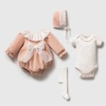 طقم بناتي 3-6 months